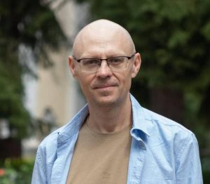 Асиметрія музики: тиша, що говорить